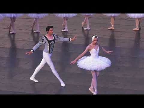 Видео: ЛЕБЕДОВО ЕЗЕРО, Панчарево - Катерина Петрова и Цецо Иванов 2024