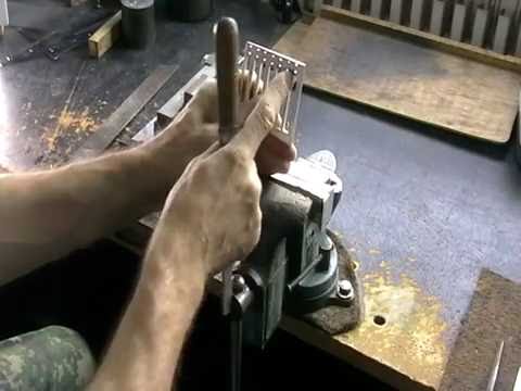 Видео: Распиловка голосового окна под угол.Обзор.