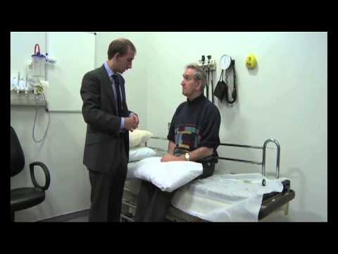 Видео: Неврология - Тема 17 Болезнь Гентингтона - пациент