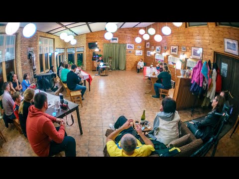 Видео: Полоняне - Дмитрий Ревякин (Калинов Мост) поет на творческом вечере / Канал Голос Васильева