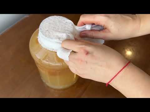 Видео: УКСУС ИЗ УКСУСНОЙ МАТКИ. Часть 1. Как сделать виноградный уксус из яблочной уксусной матки