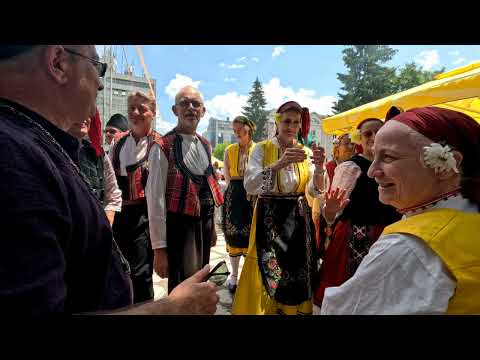 Видео: В ЦЯЛ СВЯТ ИГРАЯТ И УЧАТ БЪЛГАРСКИ ХОРА!
