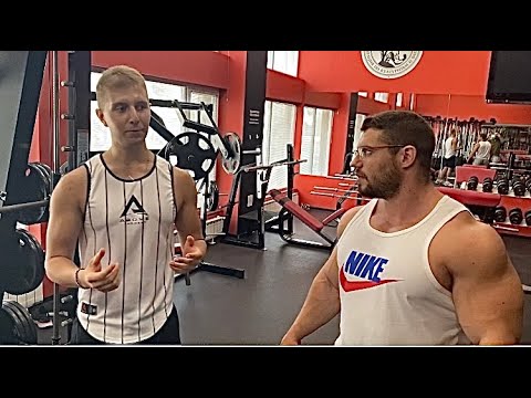 Видео: Боян Иванов ме Учи на ПОУЗИНГ...