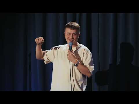 Видео: Юрий Ерёмин. Стендап с простыми темами. Канал в тг https://t.me/eremin46