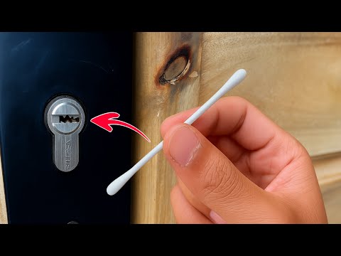 Видео: Без слесаря! Легкий способ открыть замок без ключа с помощью ватной палочки
