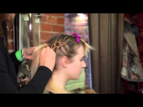 Видео: Прическа с накладной косой от HAIRSHOP