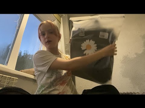 Видео: Распаковка моего нового школьного рюкзака🫶🏻🎀