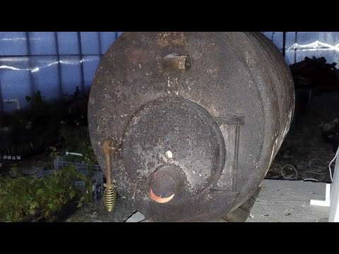 Видео: Зимняя теплица в Сибири, Новосибирск 