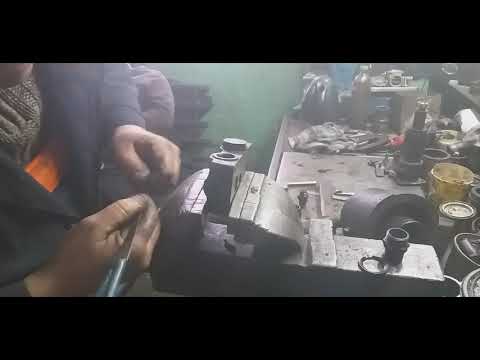 Видео: Ремонт распределителя автогрейдера