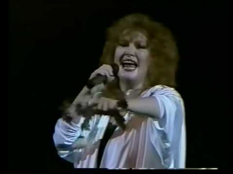 Видео: Алла Пугачева - Очи черные (Live, 1989, Пхеньян)