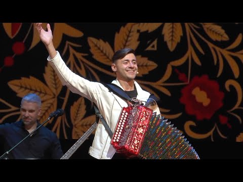 Видео: Дмитрий Иващенко в гостях у Антона Заволокина на ВЕЧЁРКЕ!  Играй, гармонь, цыганочку давай!