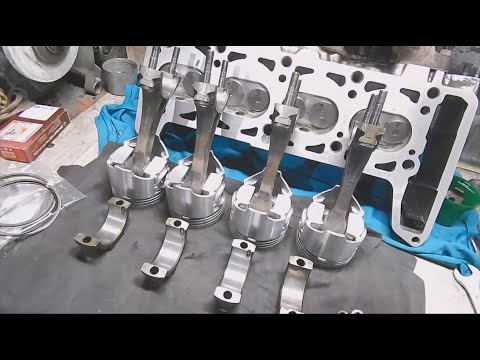 Видео: ВАЗ-2107. Сборка шатунно-поршневой группы. Запуск.