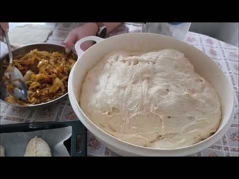 Видео: Пирожки-крендельки. Толстеем!