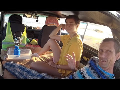 Видео: Жизнь в НИВЕ Ночёвка с Девушкой Кошмар ночью на пляже! Анапа Веселовка НИВА Дикий Отдых Автодом Цена