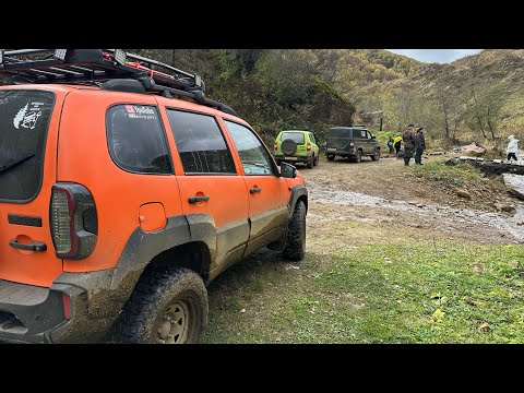 Видео: Путешествия по Карачаево-Черкесии. Источник нарзана в ущелье Аманкол (Шайлыкъ Сырт).