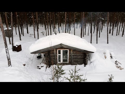 Видео: РЫБАЛКА на ТАЁЖНОМ ОЗЕРЕ / НОЧЕВКА в РЫБАЦКОЙ ИЗБЕ / ДРЮНЯ 11 РУС