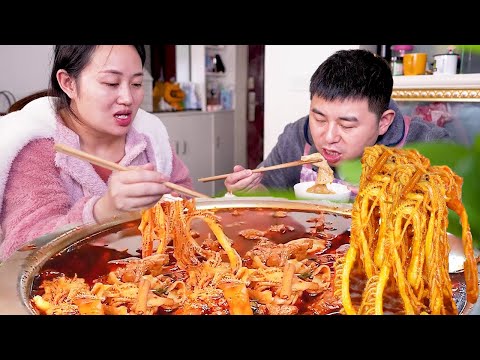 Видео: [Коллекция] Курица бобо по-сычуаньски острая маокай!