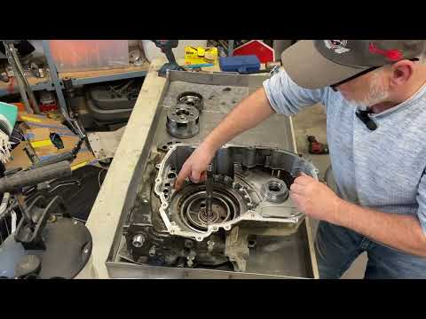 Видео: Ремонт трансмиссии Ford Escape 2013, часть 4