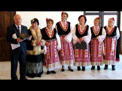 Видео: Добруджанската народна певица Добра Савова навърши 85 години