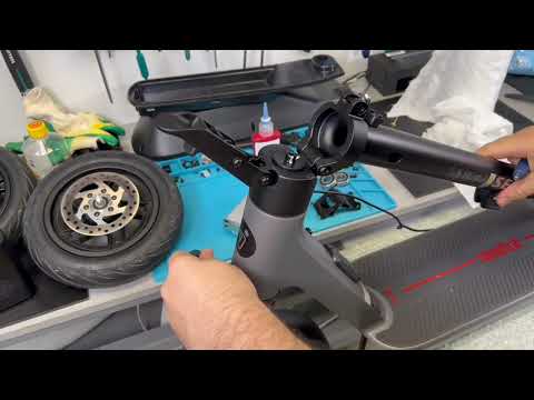 Видео: Ninebot F3 как разобрать и собрать электросамокат. 