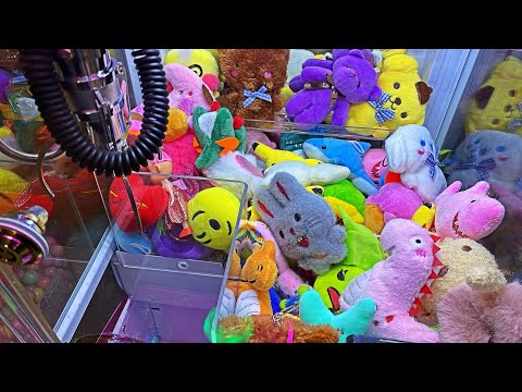 Видео: ВОТ ЭТО Я УДАЧНО ЗАШЁЛ! ИГРАЮ И ВЫИГРЫВАЮ МАЛЕНЬКИЕ ИГРУШКИ ИЗ ХВАТАЙКИ