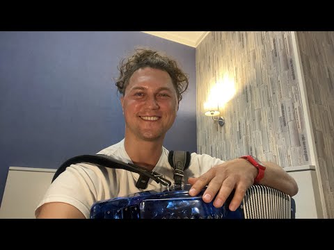 Видео: Тихо под баянчик