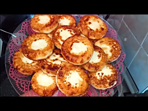 Видео: САМЫЕ ВКУСНЫЕ НЕЖНЫЕ СЫРНИКИ НА СКОВОРОДЕ ! ! НЕ ПЛЫВУТ, НЕ РАСПАДАЮТСЯ , ВСЕГДА ПОЛУЧАЮТСЯ !