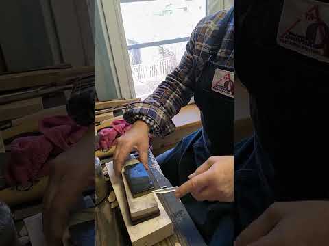 Видео: Как правило заточить нож.