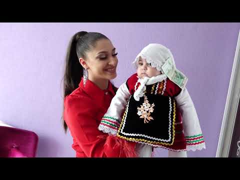 Видео: Честит бабинден на Даниела и Методи