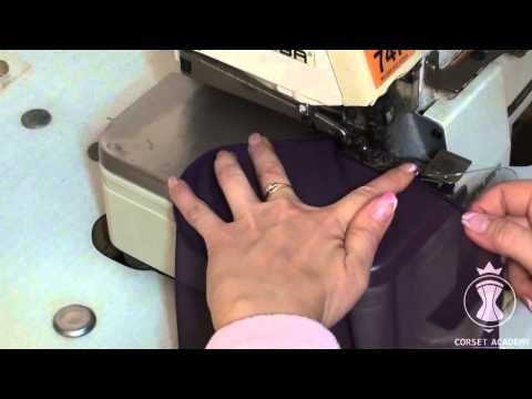 Видео: Как сшить мини-юбку из шифона. Часть 2.