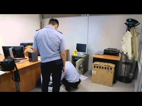 Видео: PROFcom. Профессия: криминалист