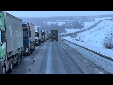 Видео: Пробка на 37 км. Снегопад !!! Трасса М-7 , Нижегородская область !!!😳