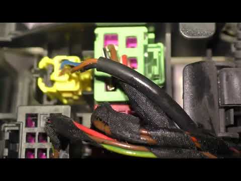 Видео: Audi Q5 не работает регулировка сиденья