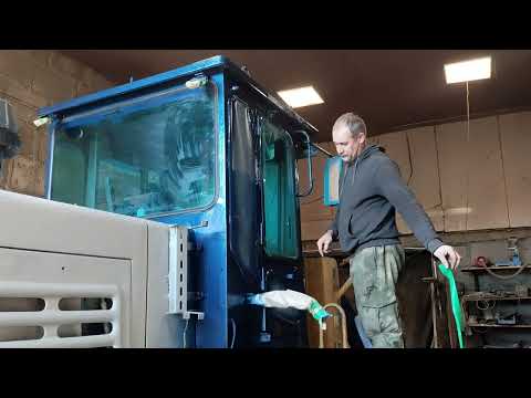 Видео: Покраска фронтального погрузчика  MITSUBER LW 321 / xcmg 300. В гости заезжал @aleksandr_malyar