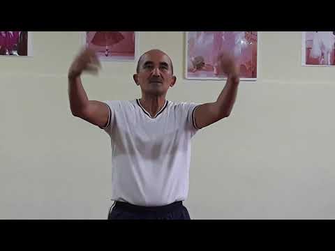 Видео: Малик Ашымканов Дене-тарбия сабагы (жеңил көнүгүүлөр)