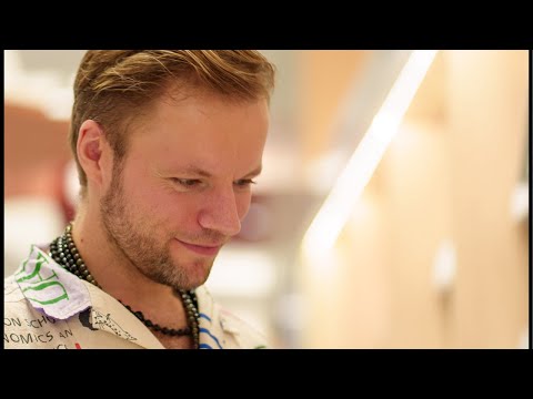 Видео: Создание заставок на мобильный телефон - земля, вода, огонь и воздух