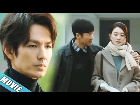 Видео: 💔Мужчина вновь видит первую любовь — она замужем, сердце разбито!😢