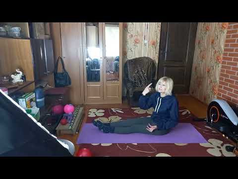 Видео: 2г.11мес. После инсульта. У меня появились новые упражнения которые учусь делать.