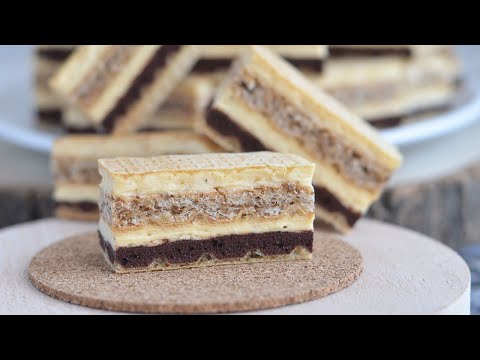 Видео: Из этого рецепта выпадает много коржей. Он отлично подходит для различных торжеств.