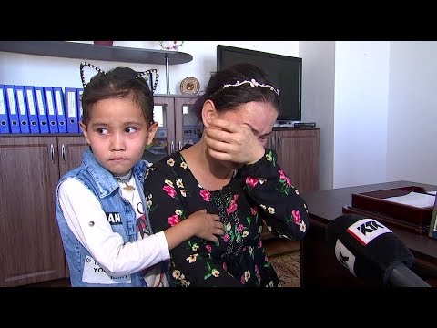 Видео: Дау-дамайсыз: Жаңатас: киерге киімі жоқ оқушылар мектепке бара алмай отыр