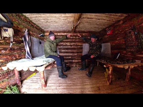 Видео: ВНУТРЕННИЕ РАБОТЫ В ИЗБЕ | Лежанки из Горбыля | Рыба в земляной печи | Первый снег