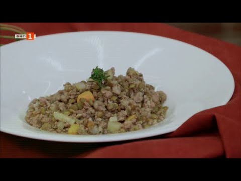 Видео: Леща със свински бузи и свински уши с гъбен сос - "Бързо, лесно, вкусно" - 06.10.2021 по БНТ