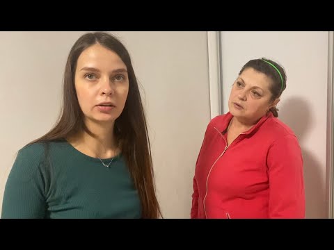 Видео: VLOG ПРИШЛА МАМА С ГОСТИНЦАМИ НА ЧАЙ / РАССКАЗЫВАЕТ ЗА БАТЮ