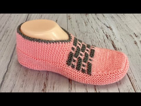Видео: НОВИНКА 2022 : Классные тапочки-следки на двух спицах без швов // iki patik modeller