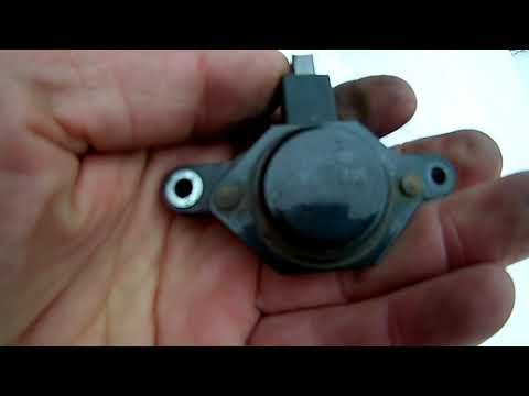 Видео: Установка регулятора напряжения ВТН 9111. 3702 на Ваз 2112