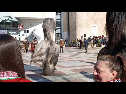 Видео: Кукерски игри в Пиринско 05.01.2025 - кв. Струмско, с. Българчево