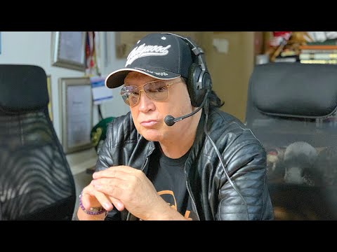 Видео: Юрий Охочинский "бархатный голос Петербурга" - интервью на МОТОРАДИО.