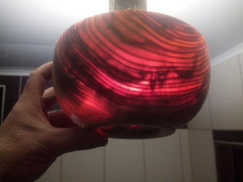 Видео: Чаша из гледичии. Bowl of gledicia. Первые впечатления от работы с гледичией.