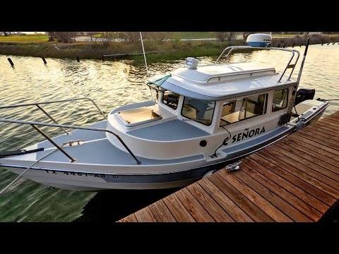 Видео: Моя 22-футовая мини-яхта для путешествий - Adventure Machine C-Dory 22