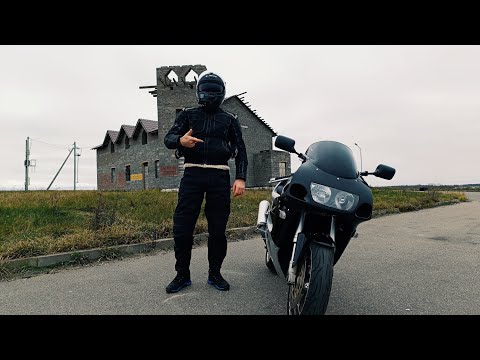 Видео: Обзор suzuki gsx-r 750 1998 года. Стар, но не забыт!